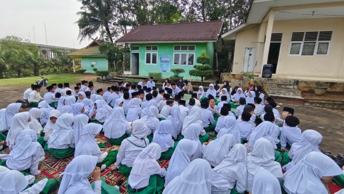 MIN 5 Muaro Jambi Gelar Tadarus Alquran Selama Ramadhan