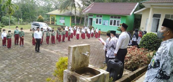 HUT. PGRI KE 76 DI MIN 5 MUARO JAMBI
