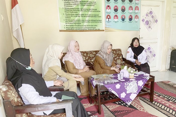 Penyuluhan Kesehatan untuk Siswa Kelas 2 hingga kelas 6