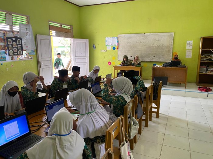 MIN 5 Muaro Jambi Ikuti Geladi  Bersih Ujian TKA