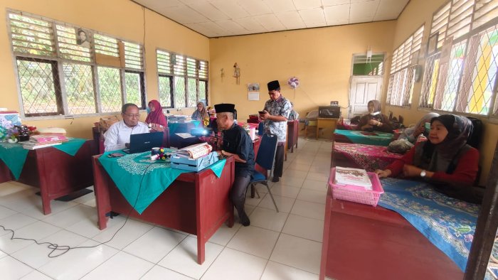 Pembinaan Akreditasi MIN5 Muaro Jambi