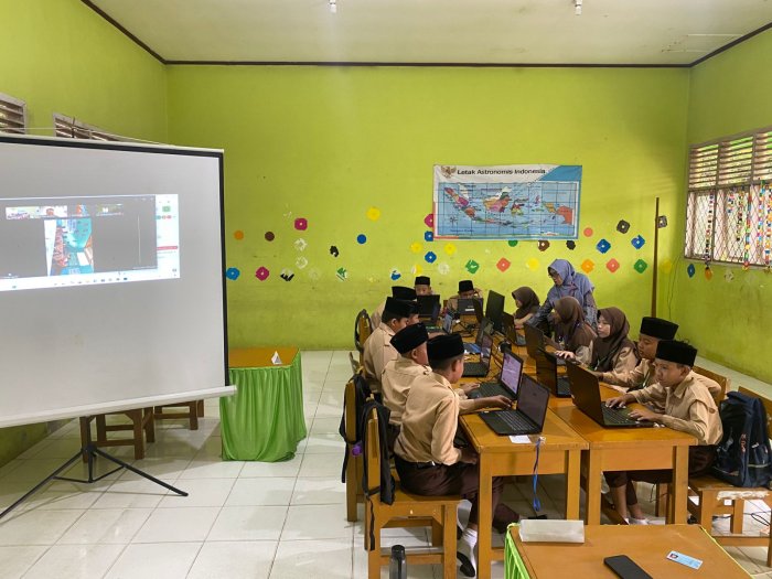 Tes Kemampuan Akademik DI MIN 5 Muaro Jambi
